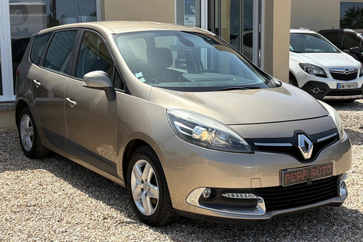 RENAULT GRAND SCENIC III