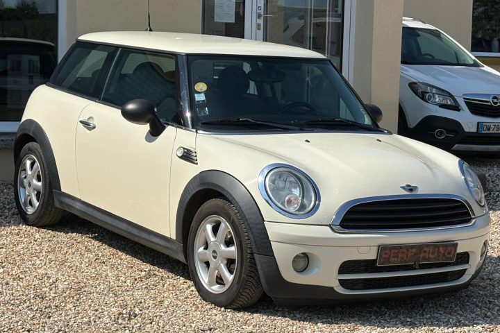MINI HATCH R56