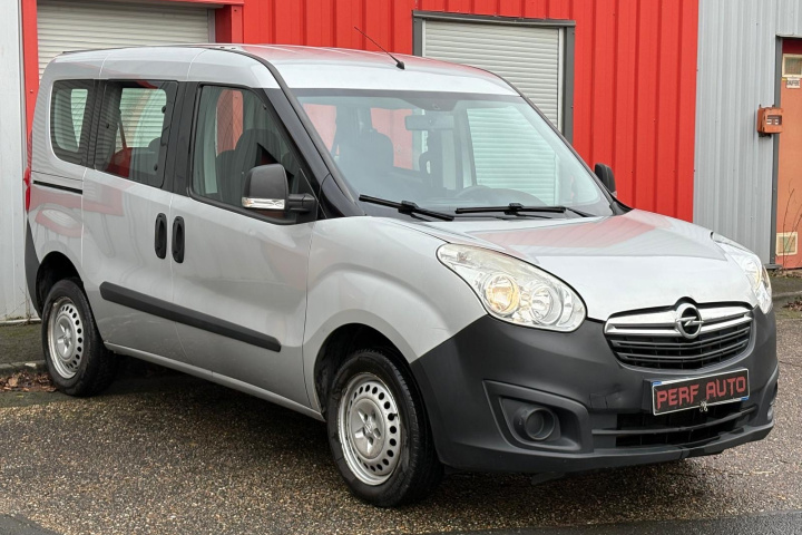 OPEL COMBO TOUR