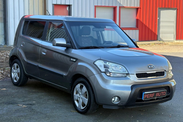 KIA SOUL
