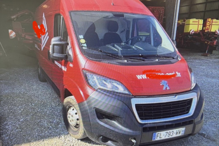 PEUGEOT BOXER FOURGON