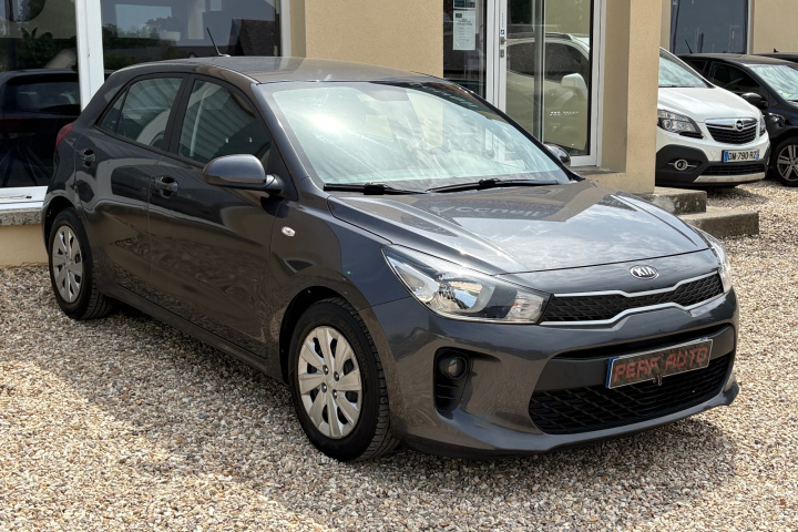 KIA RIO BUSINESS
