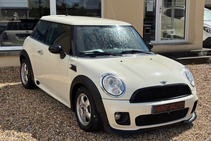 MINI HATCH R56